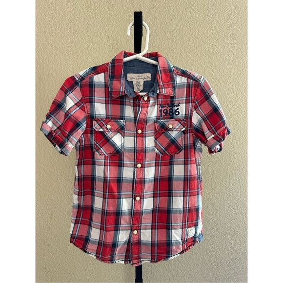 Mixed Brands Boy 3 pc Tops Bundle: Size 5-7 - Picture 2 of 13